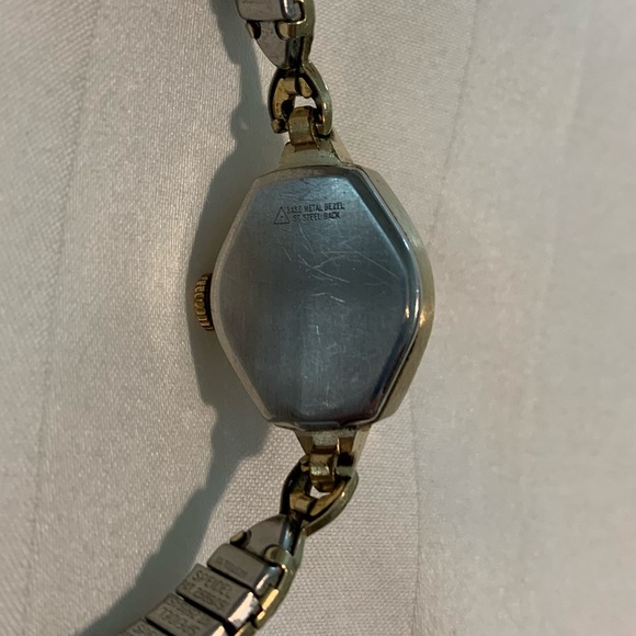 Vintage Women’s Benrus Wristwatch (Working) main image 8